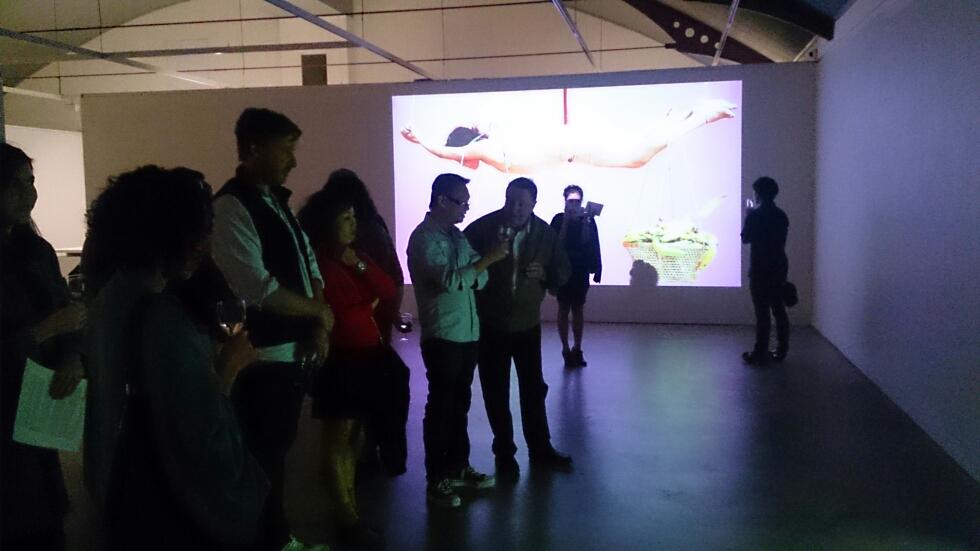 stillsgallery's tweet photo. #KawitaVatanajyankur 'Work'. Exhibition ends 6 June.
#headonphotofest #videoart #performanceart http://t.co/4S6epCbOiW