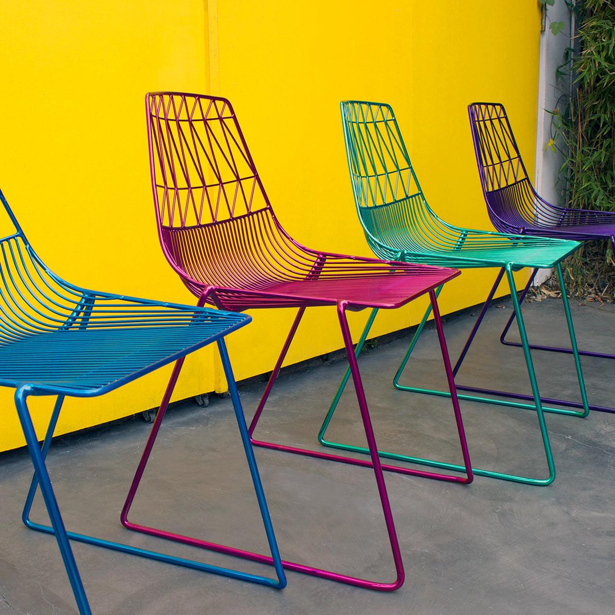 designmilk's tweet photo. An Interactive Visual Journey from @BendGoods + New Releases  http://t.co/TgSU7k0mqE http://t.co/7R14LdtLkH