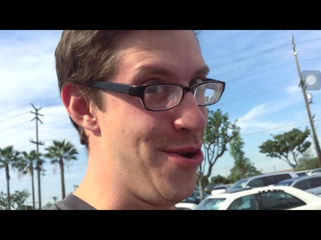 luisherbots's tweet image. Hey... He hey