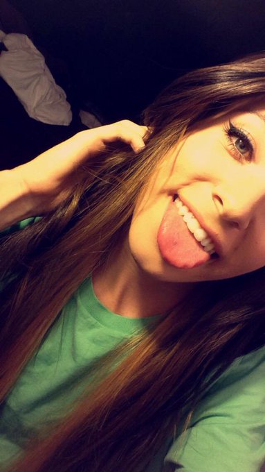 👅 http://t.co/AB0pKnsgD2<a href="/tag/miami"class="tags"><span>#miami</span></a>