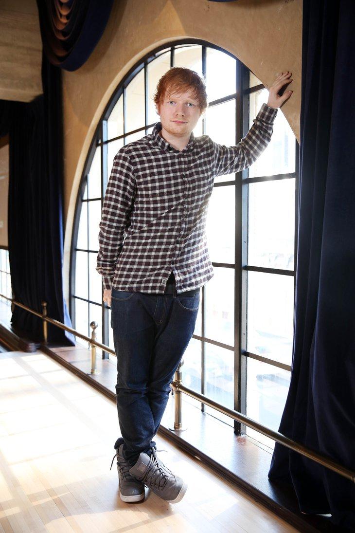 TeamSheeranBRA's tweet photo. PHOTOSHOOT BY MATT SAYLES via ginger-food-liver-ed tumblr ❤ #4 #EdSheeran #tedbr #sheerios4music http://t.co/frJeFQtl4V