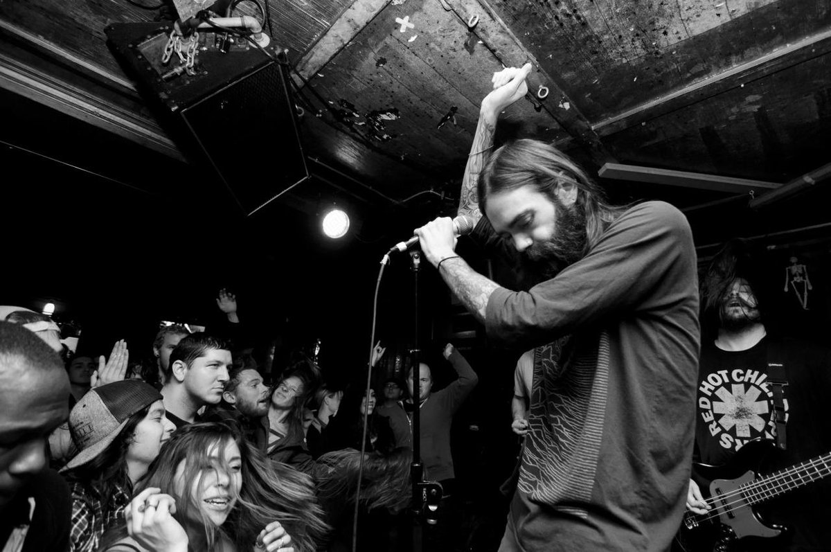 Tonight! <a href="/HeIsLegendNC/">He Is Legend</a> &amp; @_MBTHG_ destroy our stage! Help pick up the pieces! Doors 6:30p #HeavyFruit #IAMHOLLYWOOD