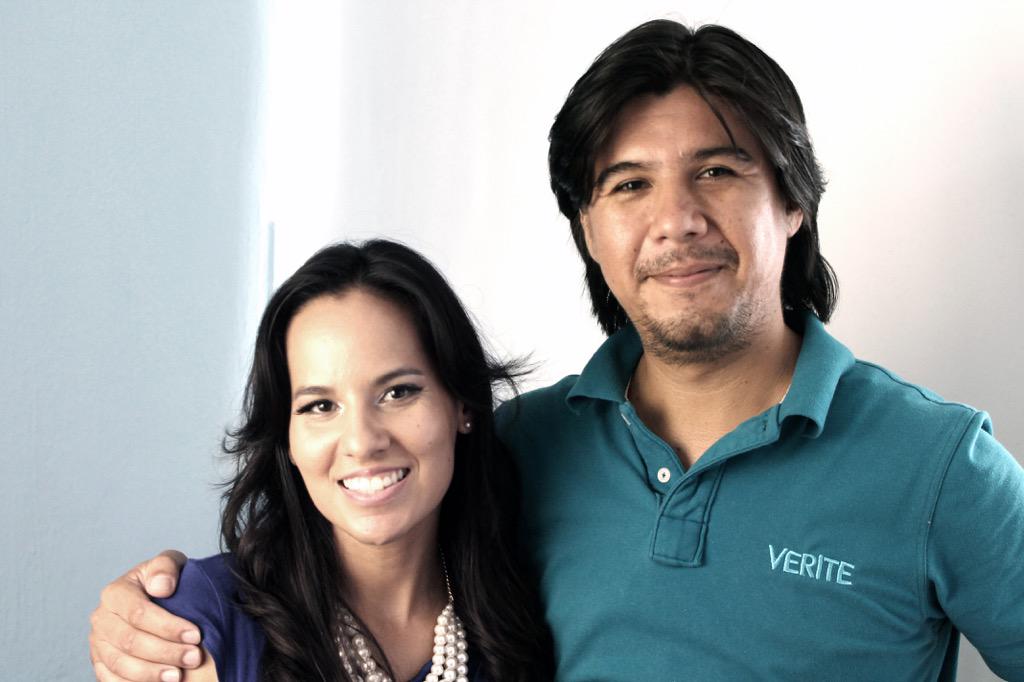arturomontero1's tweet photo. Colaborando con Melissa http://t.co/qI9mFNsEOc