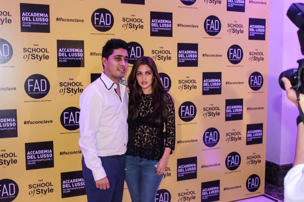 riyasenfans's tweet photo. At the #lfsconclave #fadacademy #ADLMilan yesterday ! Really met some wonderful people ... #YSL #JimmyChoo http://t.co/OmKvvrK7Fj