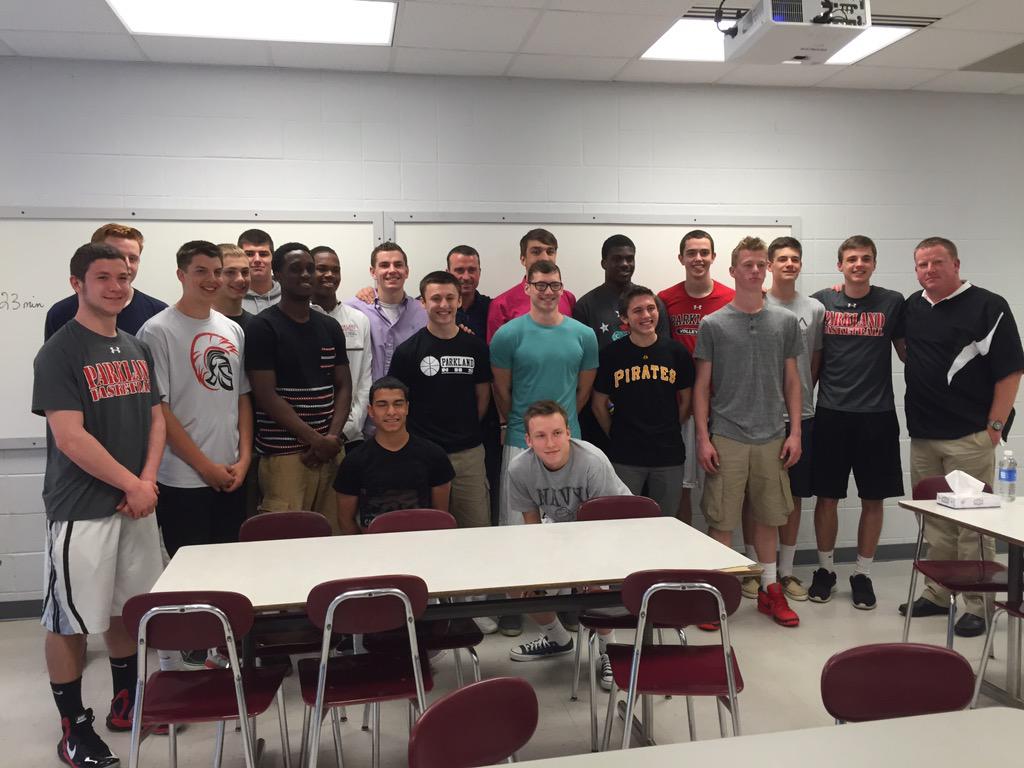 Stavenski's tweet photo. Wow @c_herren- Awesome presentation 2day! #Parkland HS thx u!!! You've started a great conversation! #beyou http://t.co/Sw0WRqbI2o
