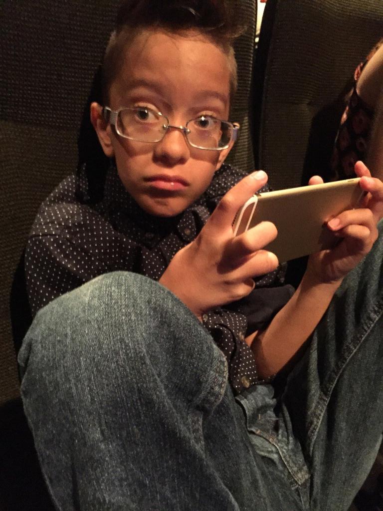 officialkrizsan's tweet photo. Waitin' for this Amy Amy music vid to drop like... #LilBro #LoveHunt #AmyAmy http://t.co/xio5UT1Rbp
