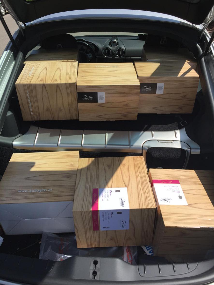 Think I picked the wrong car for <a href="/ZaltoUSA/">Zalto USA</a> deliveries today.