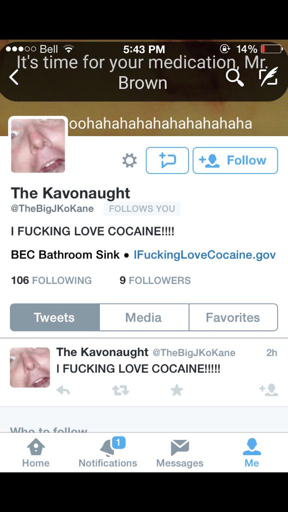 brettbinderr_'s tweet image. When ur math teacher follows you #Math9 #OnlyBec