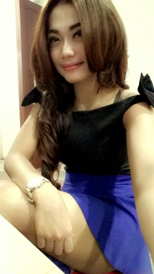 SELFIE HOT tweet media