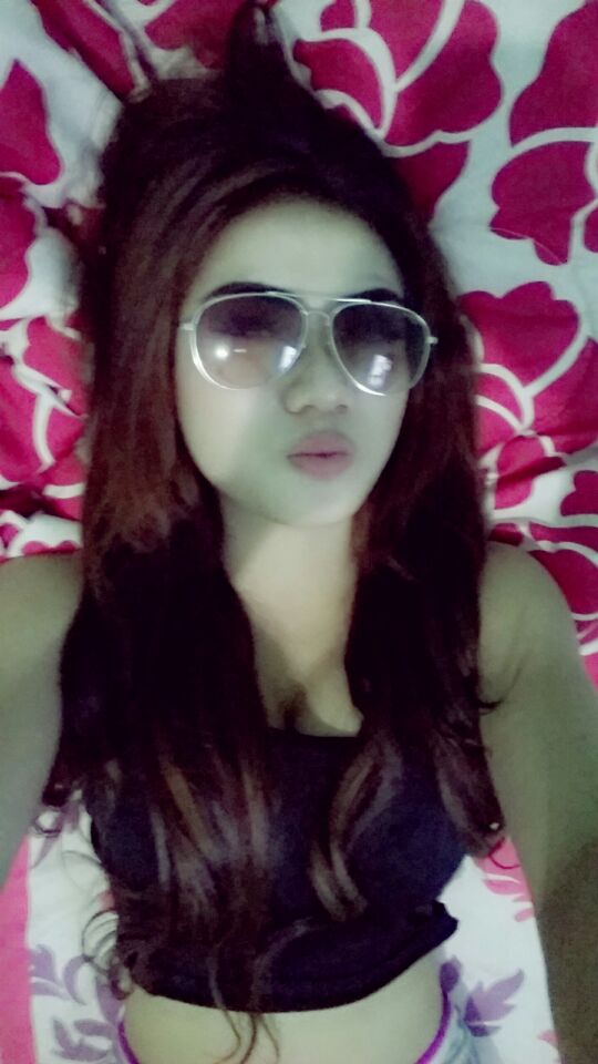 SELFIE HOT tweet media