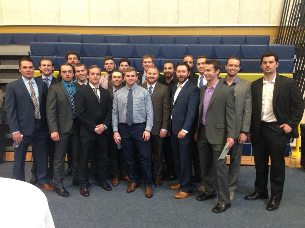R_Millhouse's tweet photo. @JWUhockey Athletic Banquet http://t.co/2mxt8Or2fZ