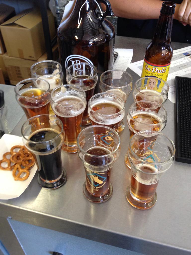 Stanleys_Bar's tweet photo. Tasting @hermitagebrews for our next Beer Dinner #belgianblonde #2tun #maltopia http://t.co/Y8SPWxuNo9