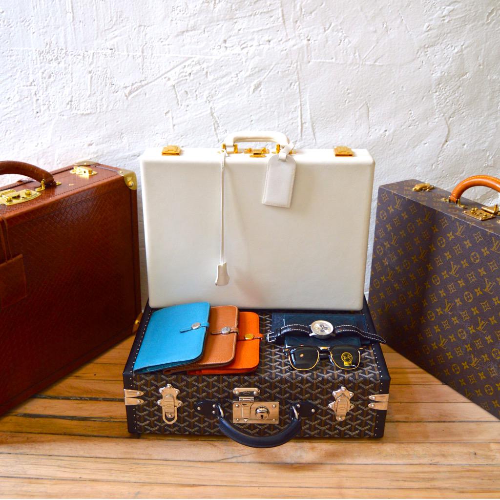 WGACANY's tweet photo. travel for work? we've got you covered πΌπ #heremes #louisvuitton #goyard #vintage #rayban #travel #accessories http://t.co/aYm96NYzNj