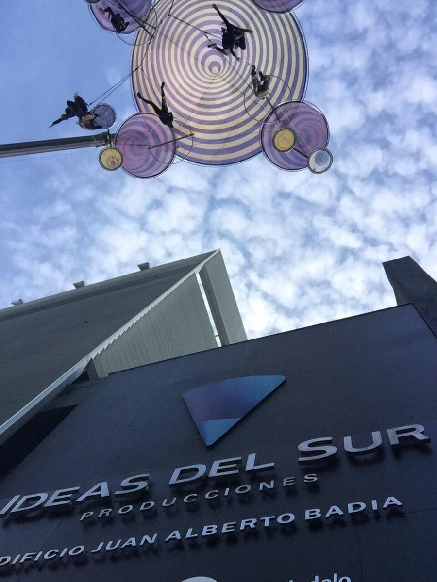 El ensayo de esta tarde!  Algo increíble!! Lo van a ver esta noche a las 22.30 en Showmatch. Majestuoso!!