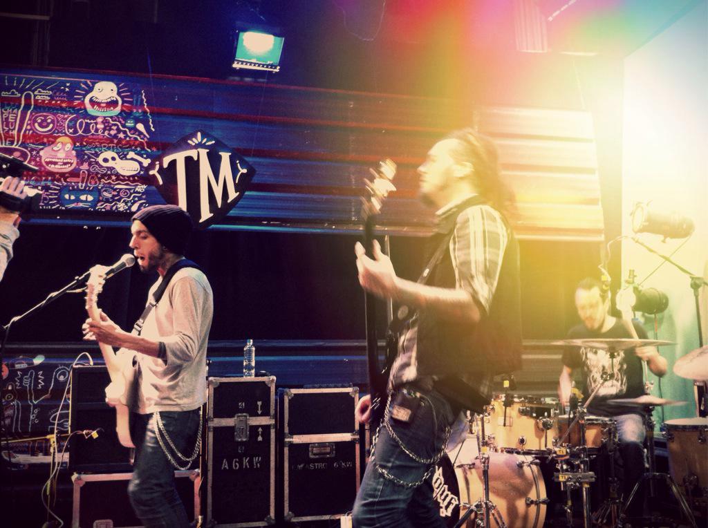 Ahora en #TuMuch <a href="/JaqueReina/">Jaque.reina</a> ! Miralos en vivo por <a href="/MuchMusicLA/">MUCHMUSIC</a> o por tu.muchla.com