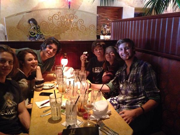 KEENRULER's tweet image. @TorturedConvict, @ChymousMaven, @DolessVituoso, @DaringSanguine :)