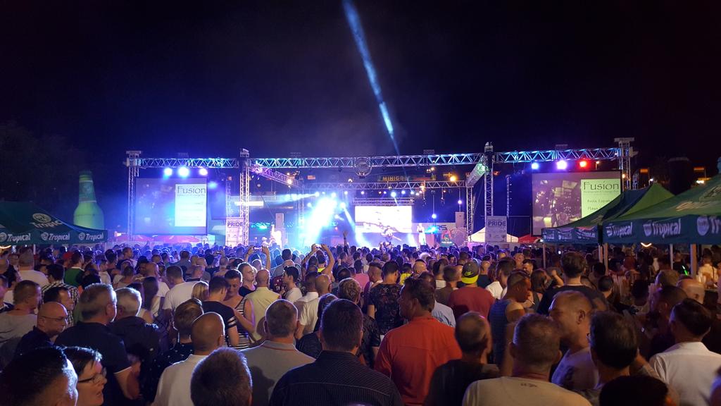 willtrueman's tweet photo. Its only @NickiFrenchie on stage at Maspalomas Pride. #GranCanaria #maspalomaspride http://t.co/wCzPJwU4LK