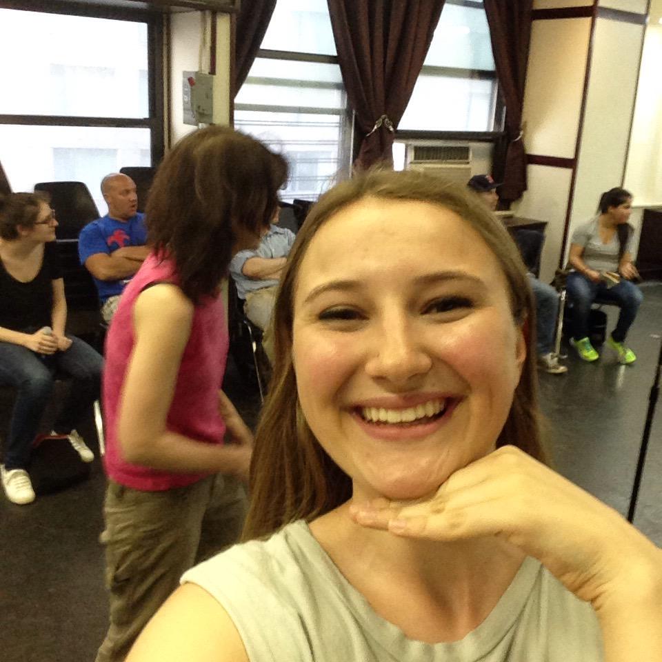 dontgojuliisaid's tweet photo. Comedy class with a bunch of strangers  #mkamayterm http://t.co/1xmtvx7LLK