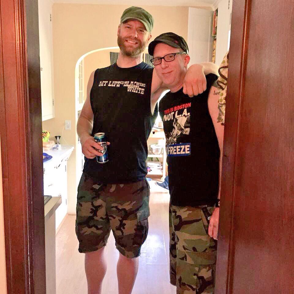 WildBillPDX's tweet photo. Omar w Smitty from @BlankTV! http://t.co/LwfQKe1Gjm