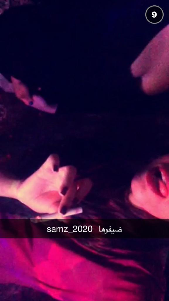 Nizo272's tweet photo. #جاد #جادة #بحربنية #قحبة #فلوس #محتاجة #مطلقة #صداقة #محرومة #بحريني #جاد #حار #حاره #ابي #محروم #كاش #فلوس #محتاجة http://t.co/EOwQWyiL8s