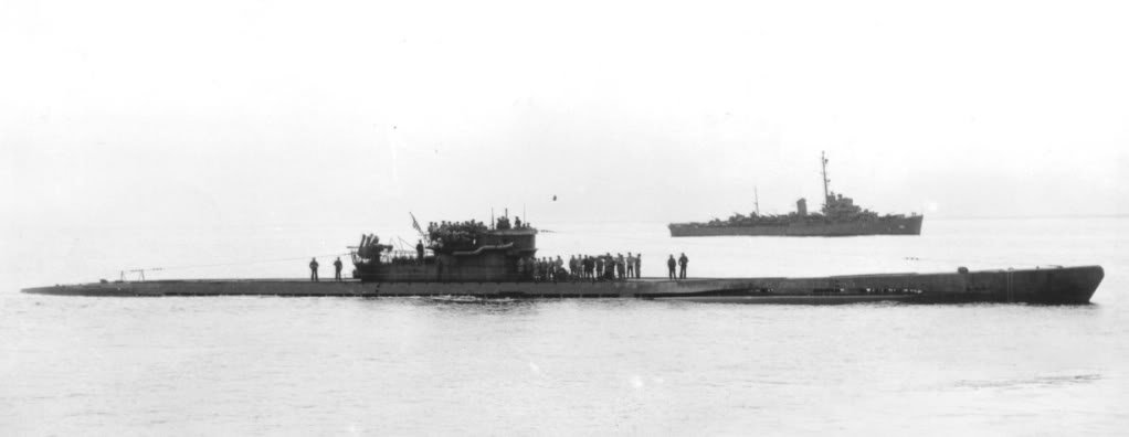 williestyle's tweet photo. 60 Years Ago: 1st U-boat surrenders after Germany's capitulation. #U873 submits to @USCG manned #USSDurant 11 May1945 http://t.co/6DgQj4Cvlb