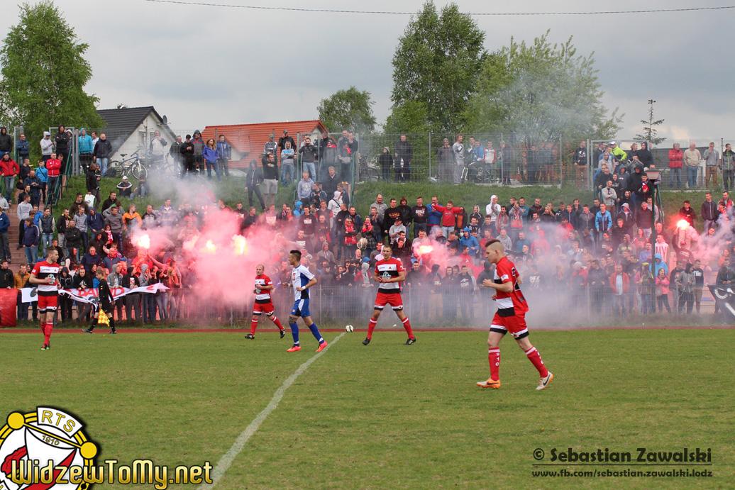 rafal1910rafal's tweet photo. Kilka fotek z meczu #TMRF Widzew Łódź - Victoria Łódź via @WidzewToMy_net http://t.co/Sq4a3gcYIT