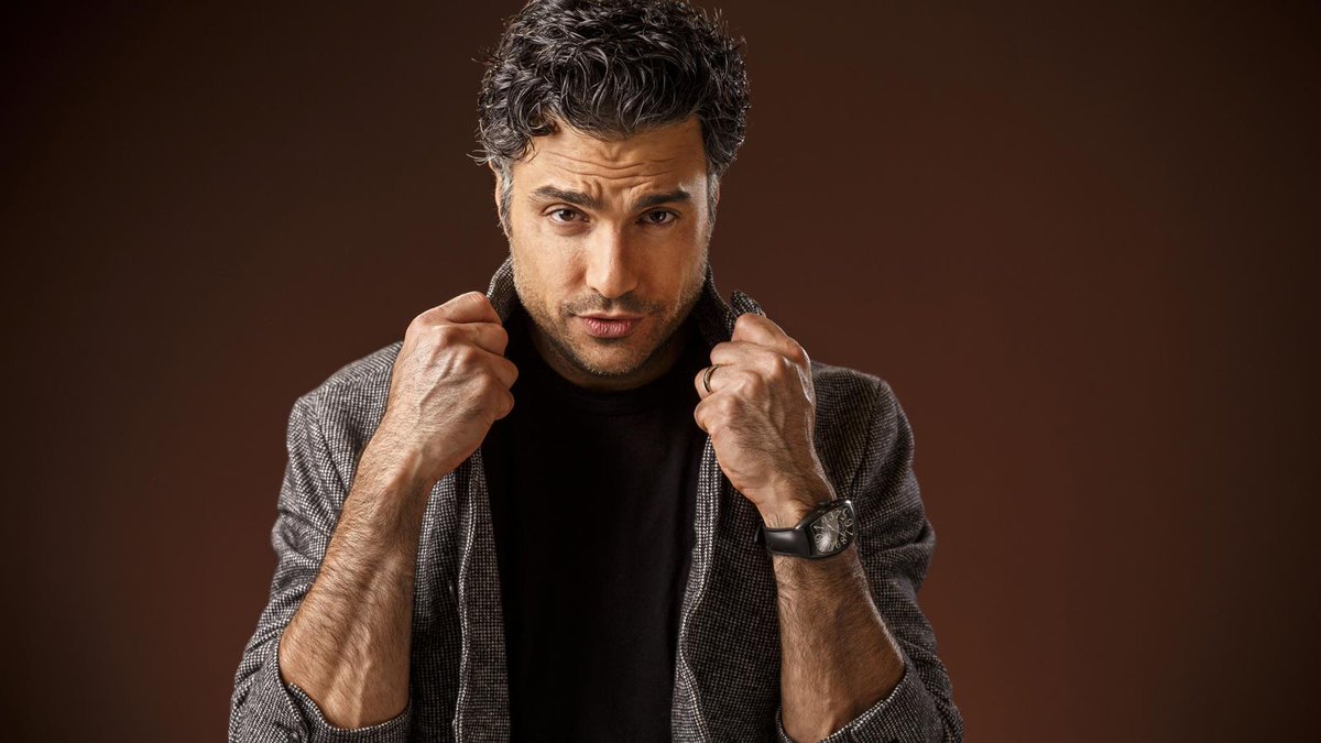 cindyhively's tweet photo. Lively web chat w/#JaneTheVirgin dad @jaimecamil &amp; @villarrealy on finale. Photo @rdaphoto63 http://t.co/PjcEnedeT8 http://t.co/Cs3vVnQzrD