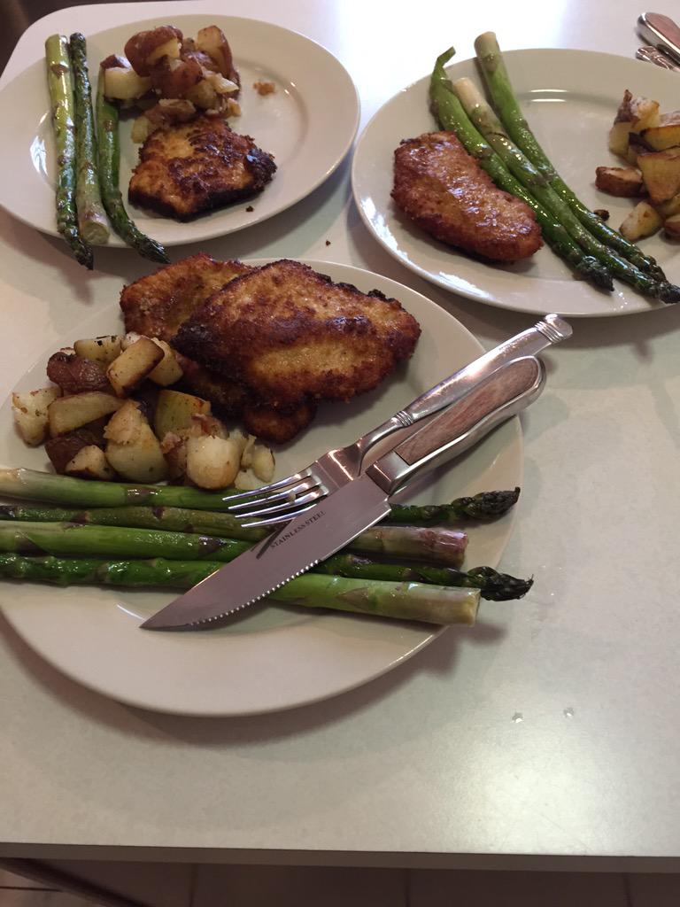 NolansFoodBlog's tweet photo. Good birthday dinner http://t.co/jTr1L9D0ve