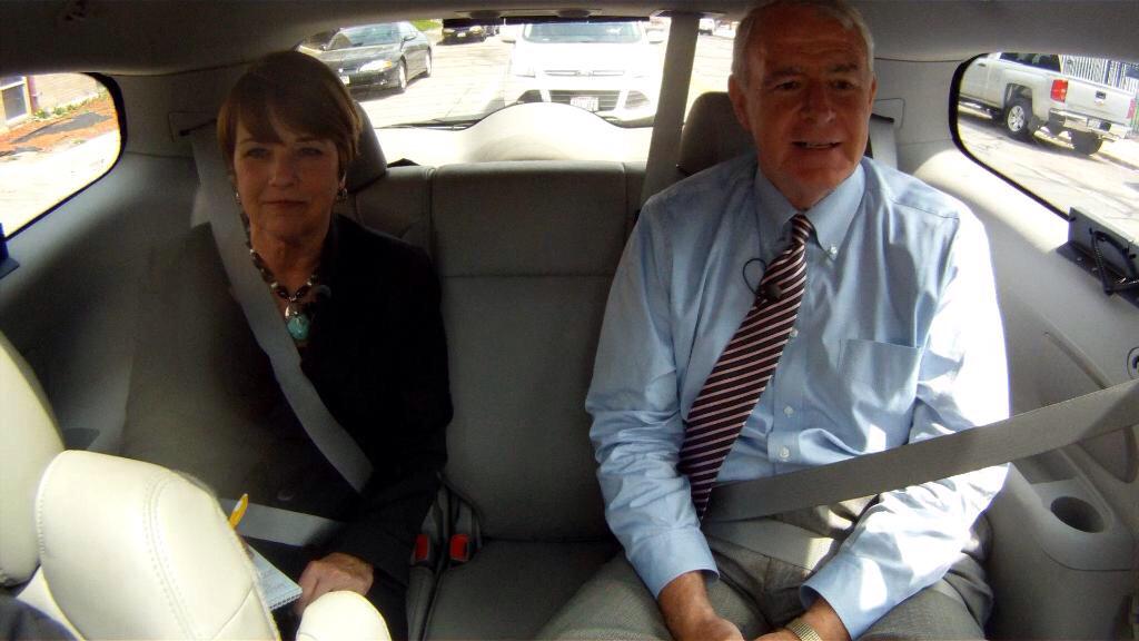 aswader30's tweet photo. Apparently our mayor doesn't know how to buckle in properly. http://t.co/yUdJN33YcL