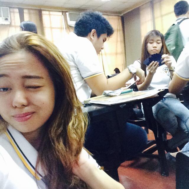 joseraphaelbasa's tweet photo. Instead of reviewing!!! hahaha #3FM2 yan e haha http://t.co/IQ3W21GMES