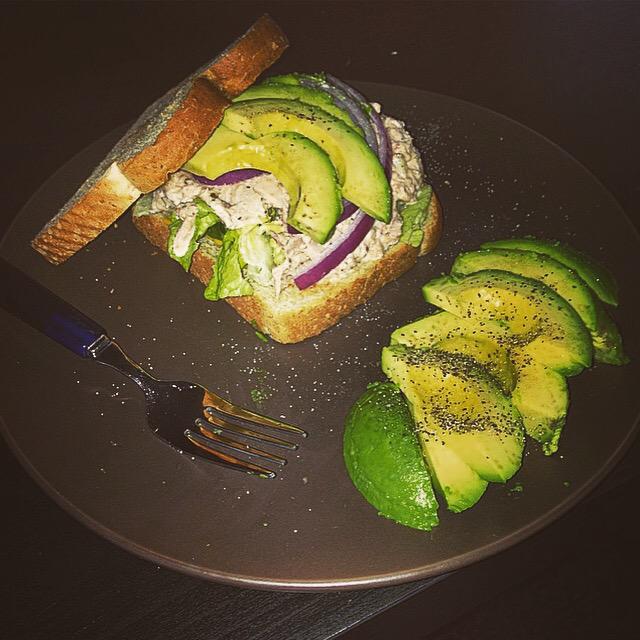 templfitgroup's tweet photo. #EatClean #Avocado #SoundBody http://t.co/rdXVRjIv46