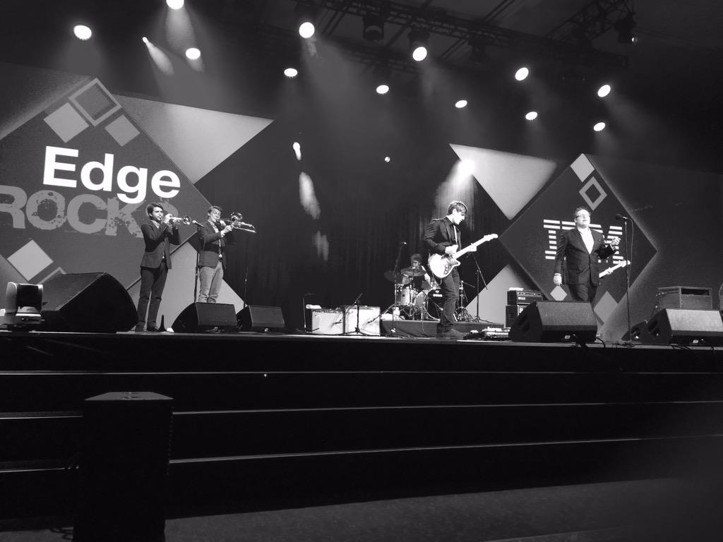 jjoker0110's tweet image. St. Paul and the Broken Bones #IBMEdge #IBMEdge2015
