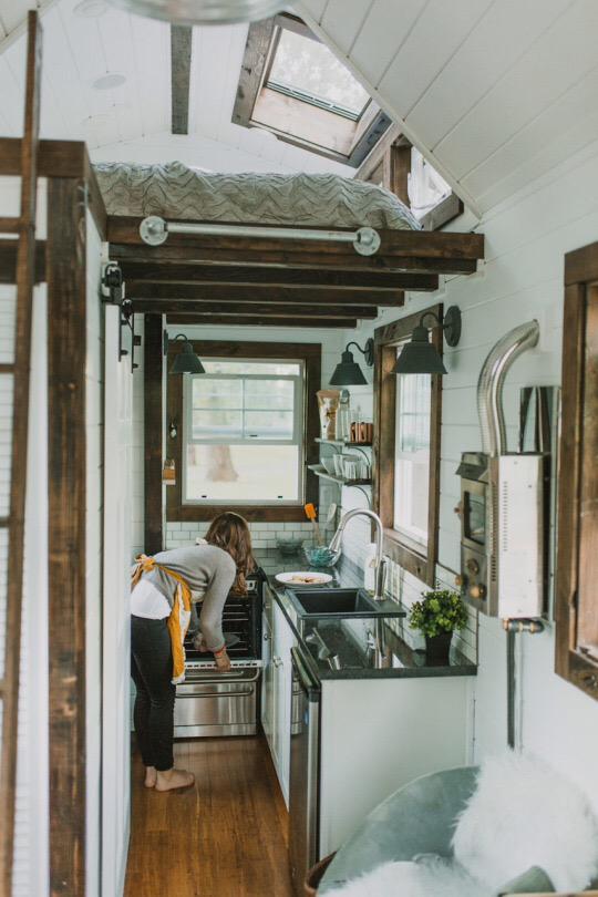 realtinyhouse's tweet photo. All time favorite tiny house http://t.co/9B7FcLuoCu