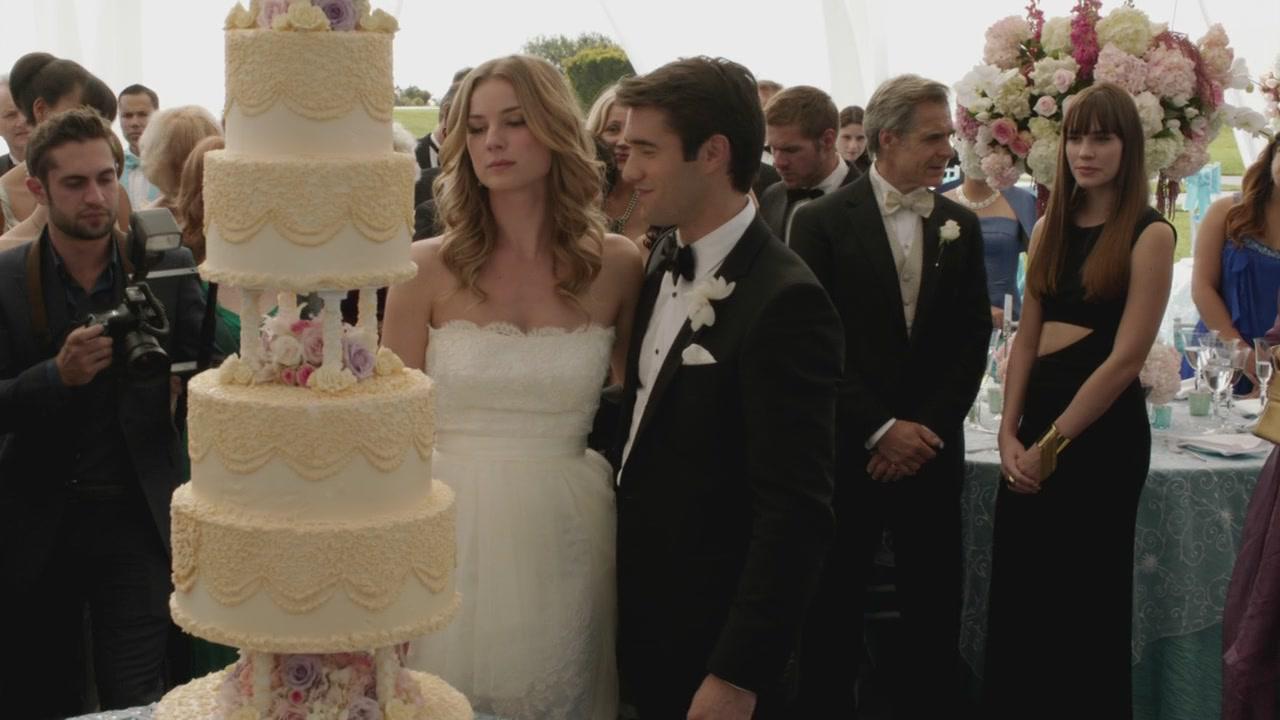 Esperando isso acontecer na vida real Happy Birthday Emily Vancamp 