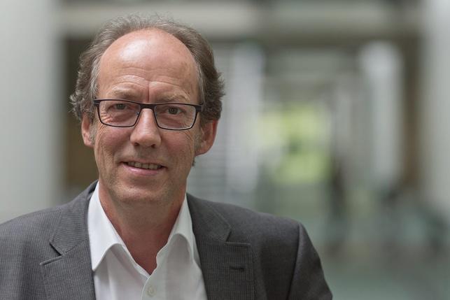 laliberte's tweet photo. Louis Ruffieux quitte la rédaction en chef de «La Liberté» http://t.co/EDpGna1suM #presse #suisse http://t.co/AwaBNXjjgI
