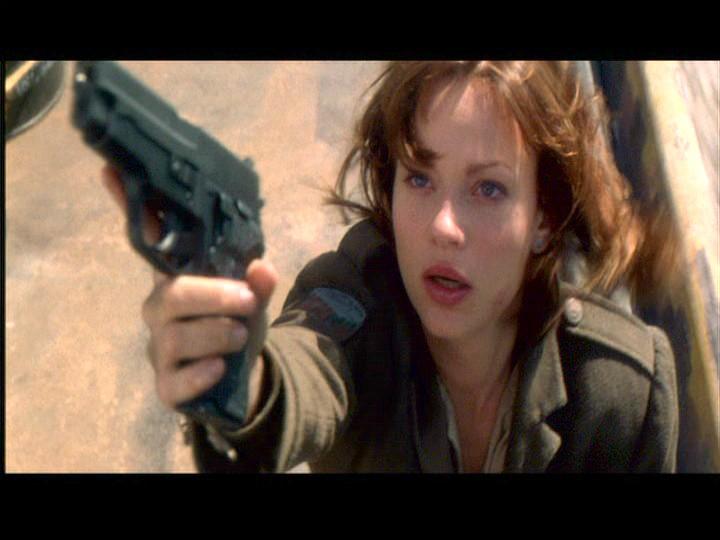 \"¡Necesito buenos papeles, YA!
Happy Birthday, Samantha Mathis... 