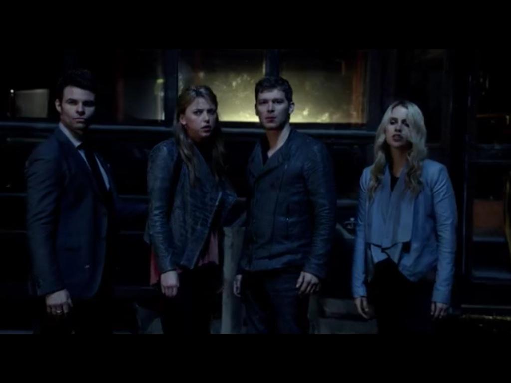 _wennie__'s tweet photo. It seems that we are orphans #TheOriginals #AshesToAshes http://t.co/2z8QhLL5Go
