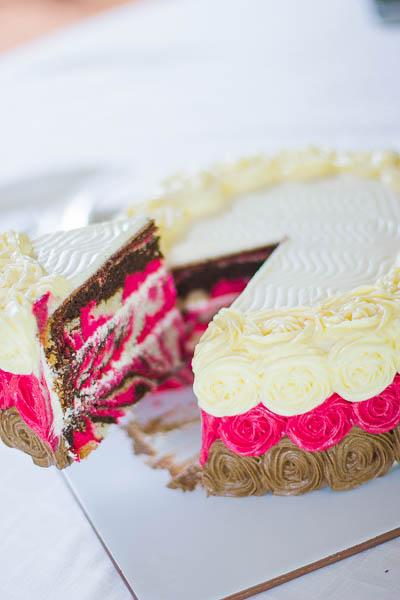 TheMissingSlice's tweet photo. Did you forget to appreciate your Mom last Sunday TMS is giving you a chance to redeem yourself Call 0738007422 today http://t.co/ouoIbARTrR