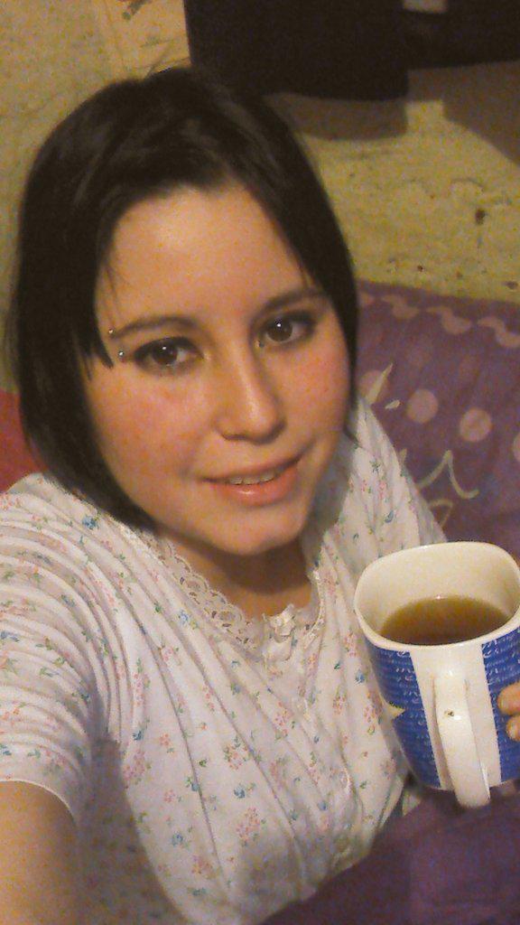 JaviithaOrtiz's tweet photo. Tomando desayuno para ir al liceo a celebrar el día del alumno @levantoconmega http://t.co/n2ccbevfMM