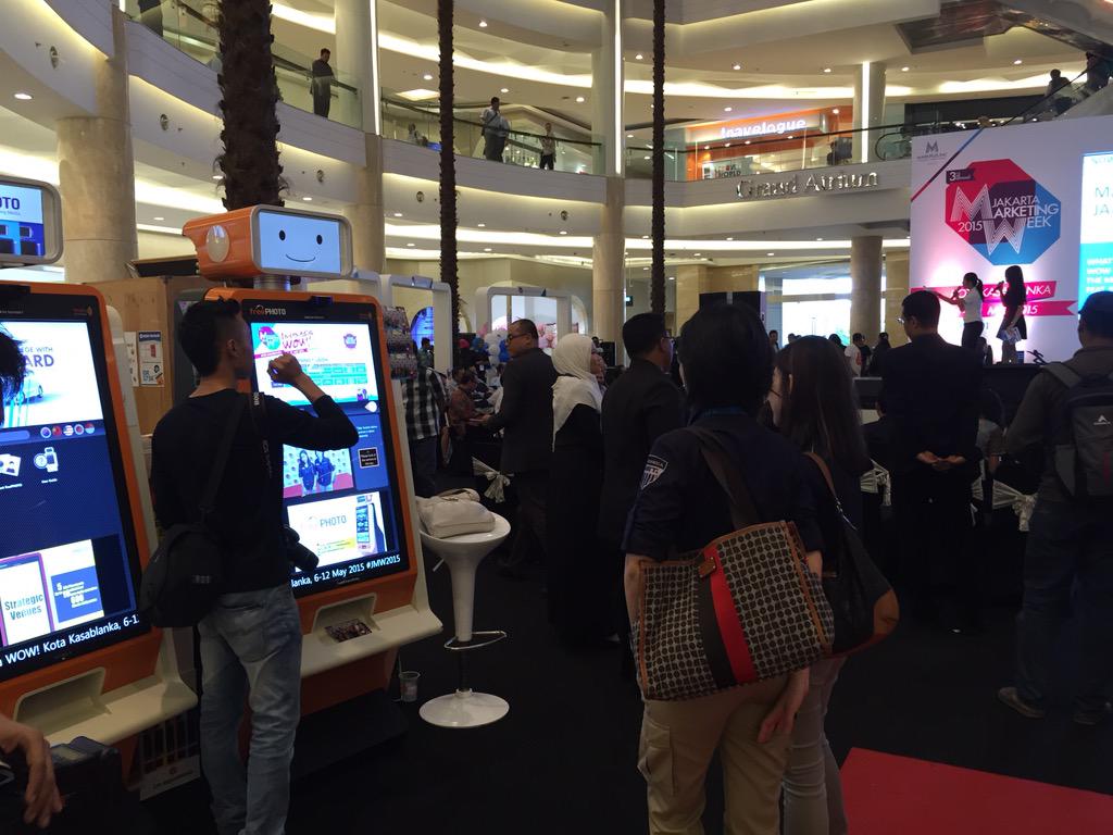 im freephoto tweet media