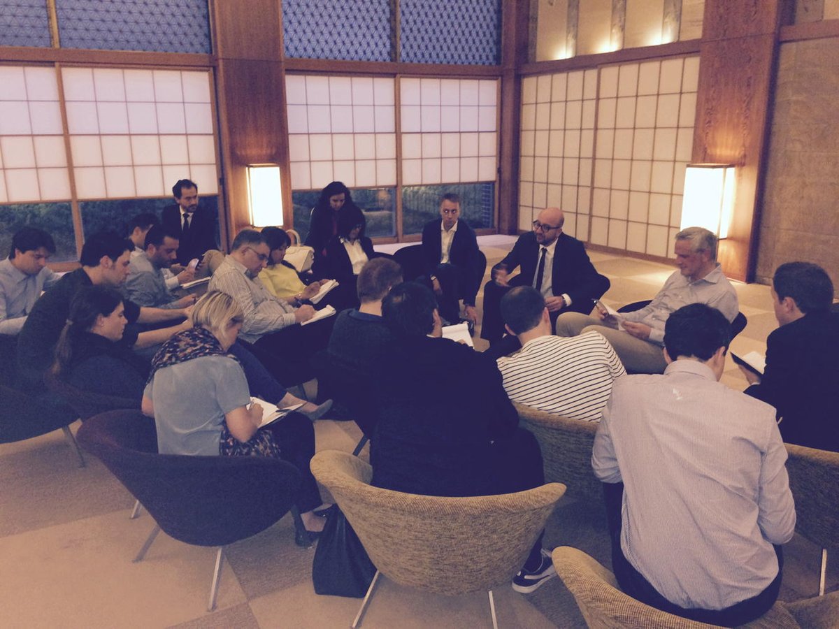 edonckier's tweet photo. Michel&amp;Peeters: Japan-reis is succes. Vanavond diner met 50 potentiële investeerders @CharlesMichel @peeters_kris1 http://t.co/cKQ1xwkhFH