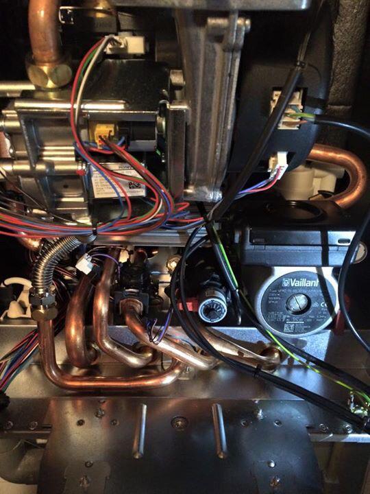 @vaillant_nl ketel van 3 jaar oud had lekkage gehad. Ivm roestvorming kreeg klant nieuwe ketel van Vaillant! Super!!
