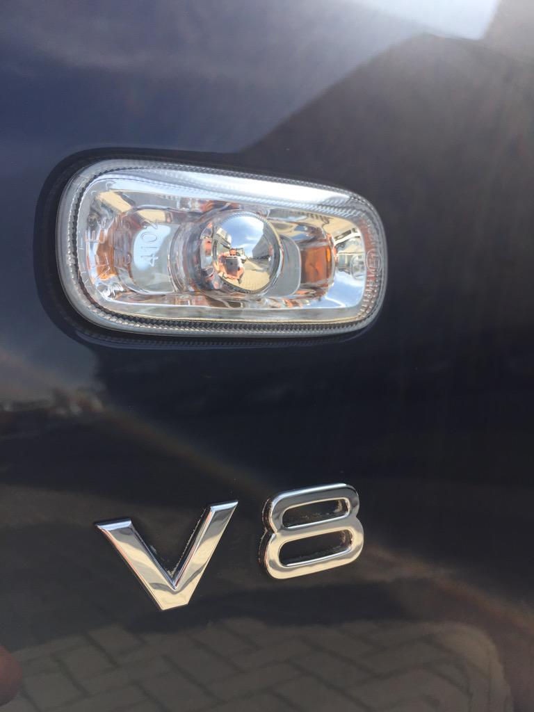 holland_lars's tweet photo. 10 jaar oud, en weer als nieuw #nanoprotection samen met @Elitecarcleaner stukje vakwerk.
#Audi #easytoclean now http://t.co/WxZZ0185U0