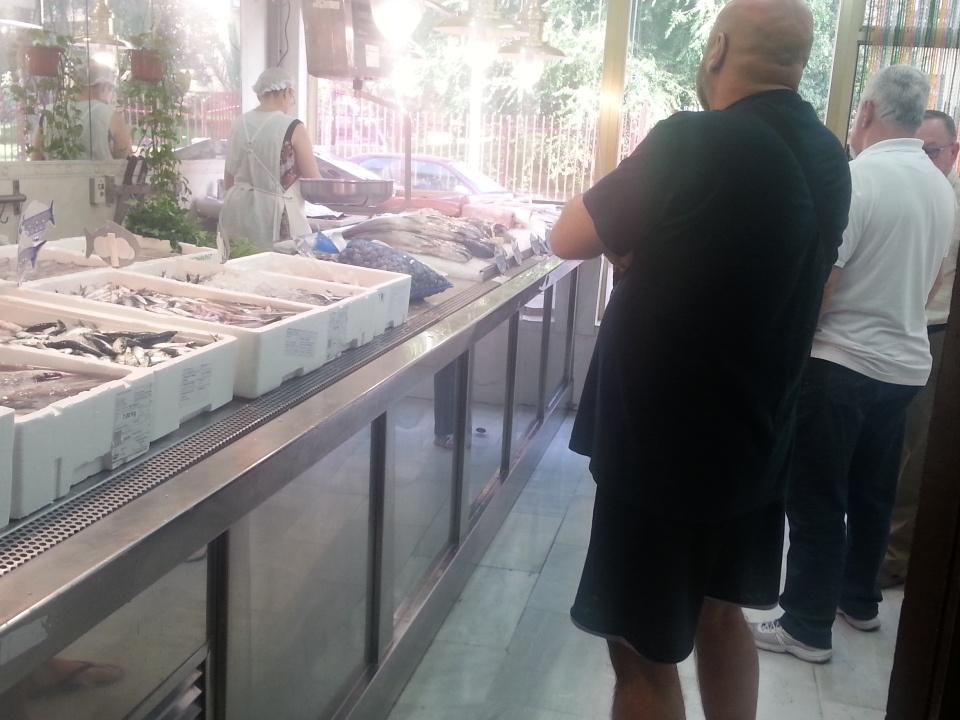 mercheytere's tweet photo. Buenos dias empieza la cosa fuerte desde primera hora. En unos minutos el video con nuestro mostrador http://t.co/MO0XBnEUp8