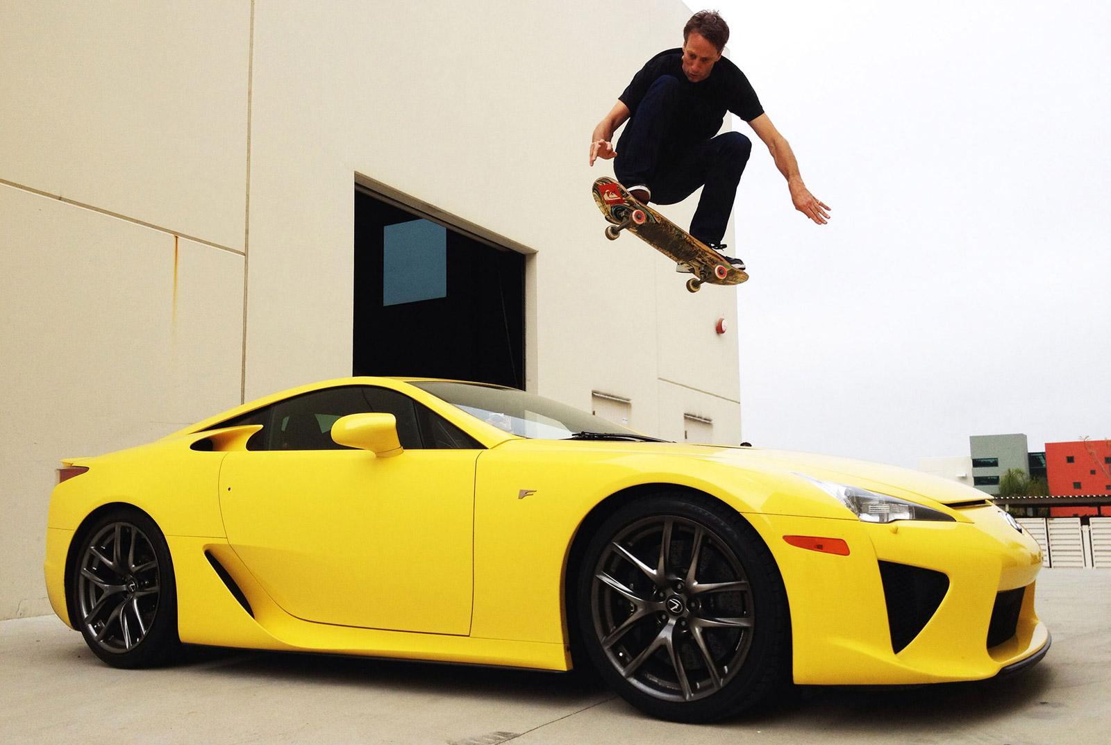 Happy 47th Birthday to Tony Hawk!! 