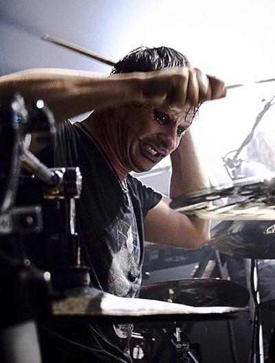 pottsydrums's tweet photo. Great to see the awesome @RayLuzier1 join the @vicfirth family!
#X5B #theperfectpair http://t.co/18NfCLzYaj