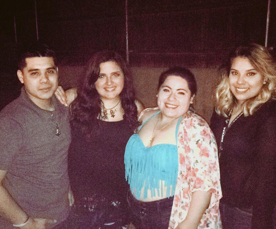 McCoyMccoy78's tweet photo. Part of my family tree๐๐ #missingone #betadad #daughters @KristialAmazing @iSay_Mel @Luminous_78 http://t.co/SluPlv9js3