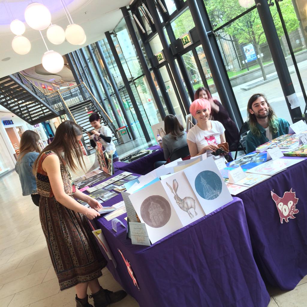 AshlingDraws's tweet photo. Yesterday went so well!! On to day 2 😄👏🏼 #POPDUNDEE http://t.co/URRiQVSZnS