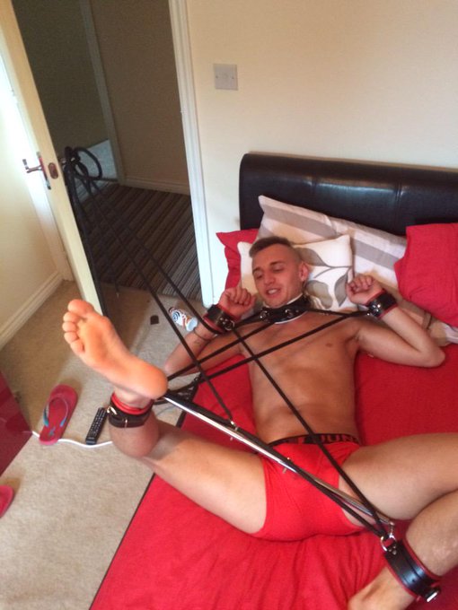 1 pic. Tuesday morning fun!!! @boynapped @BritXXXmodels @COPBlog http://t.co/ovS4tG5z36
