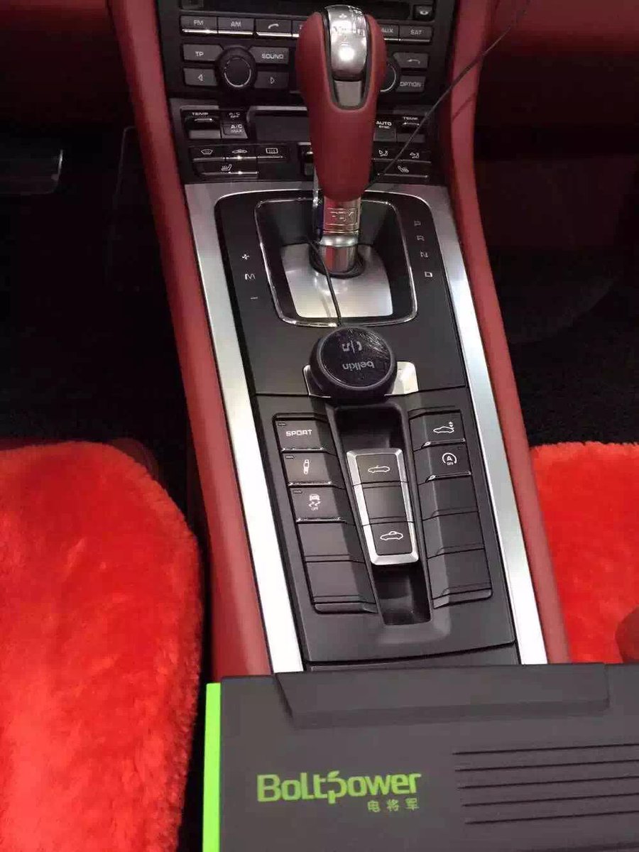 Ray_Chung99's tweet image. Not a big deal for BoltPower when meeting Porsche! Powerful enough!
skylightpower.cn